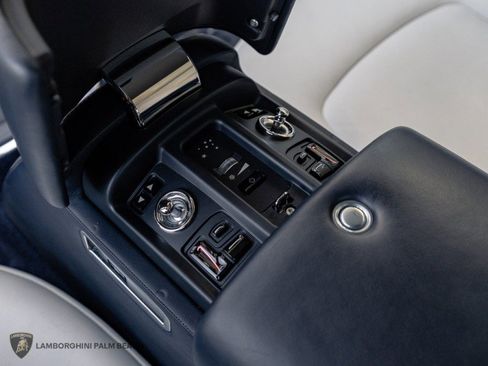 Used 2010 Rolls-Royce Phantom Coupe RWD image 24
