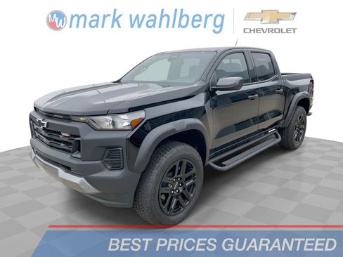 New 2025 Chevrolet Colorado Trail Boss AWD/4WD image 1