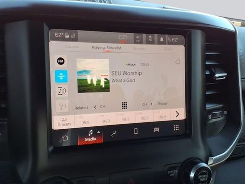 Used 2022 RAM 1500 Laramie image 9