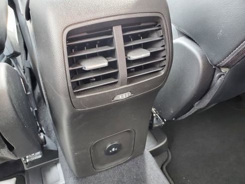 Used 2023 Ford Escape Platinum image 26