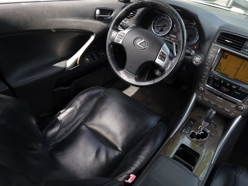 Used 2011 Lexus IS 350 w/ Premium Pkg Value Edition RWD image 24