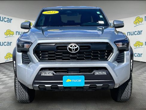Used 2025 Toyota Tacoma TRD Off-Road AWD/4WD image 2