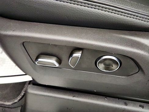 Used 2025 GMC Sierra 1500 Denali image 29