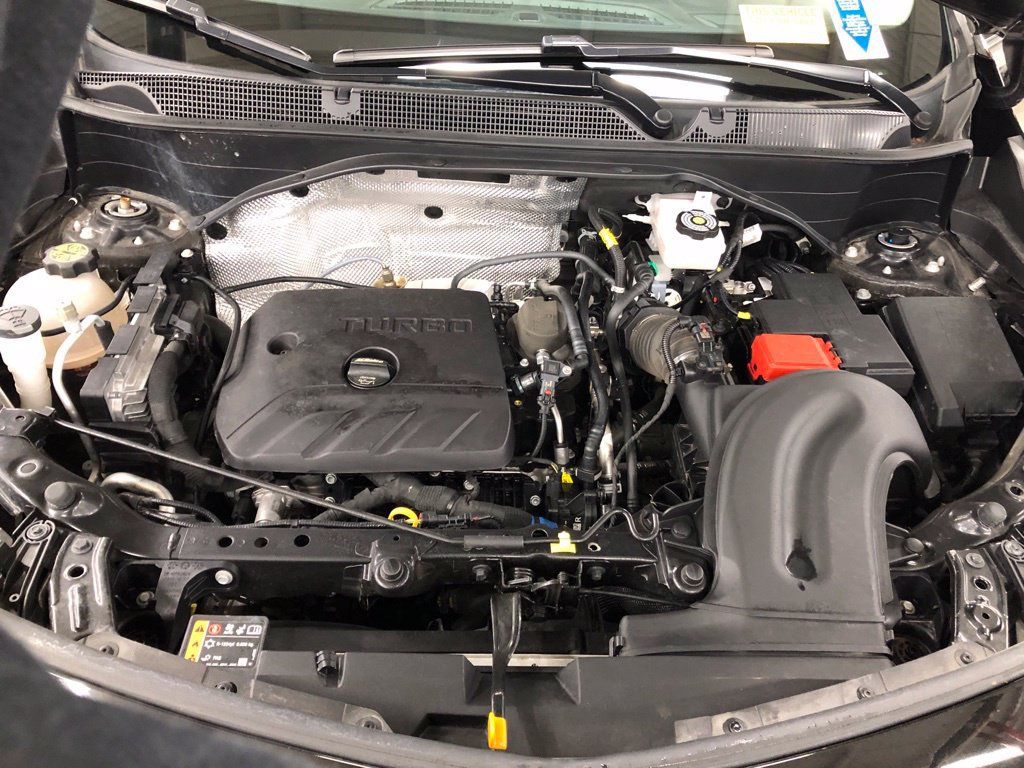 Used 2026 Buick Encore GX Sport Touring w/ Comfort Package AWD/4WD image 18
