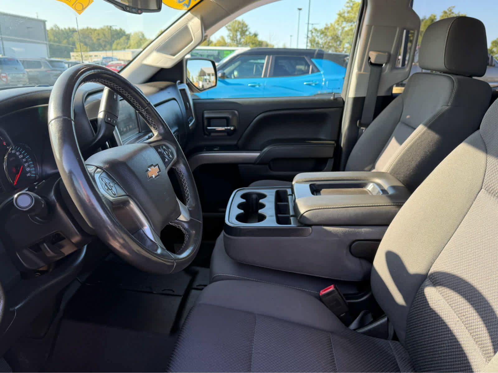 Used 2019 Chevrolet Silverado 1500 LT AWD/4WD image 14