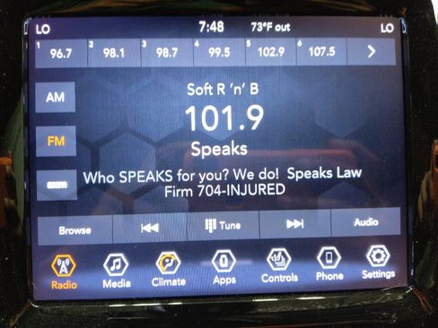 Used 2019 Jeep Cherokee Limited w/ Luxury Group FWD image 25