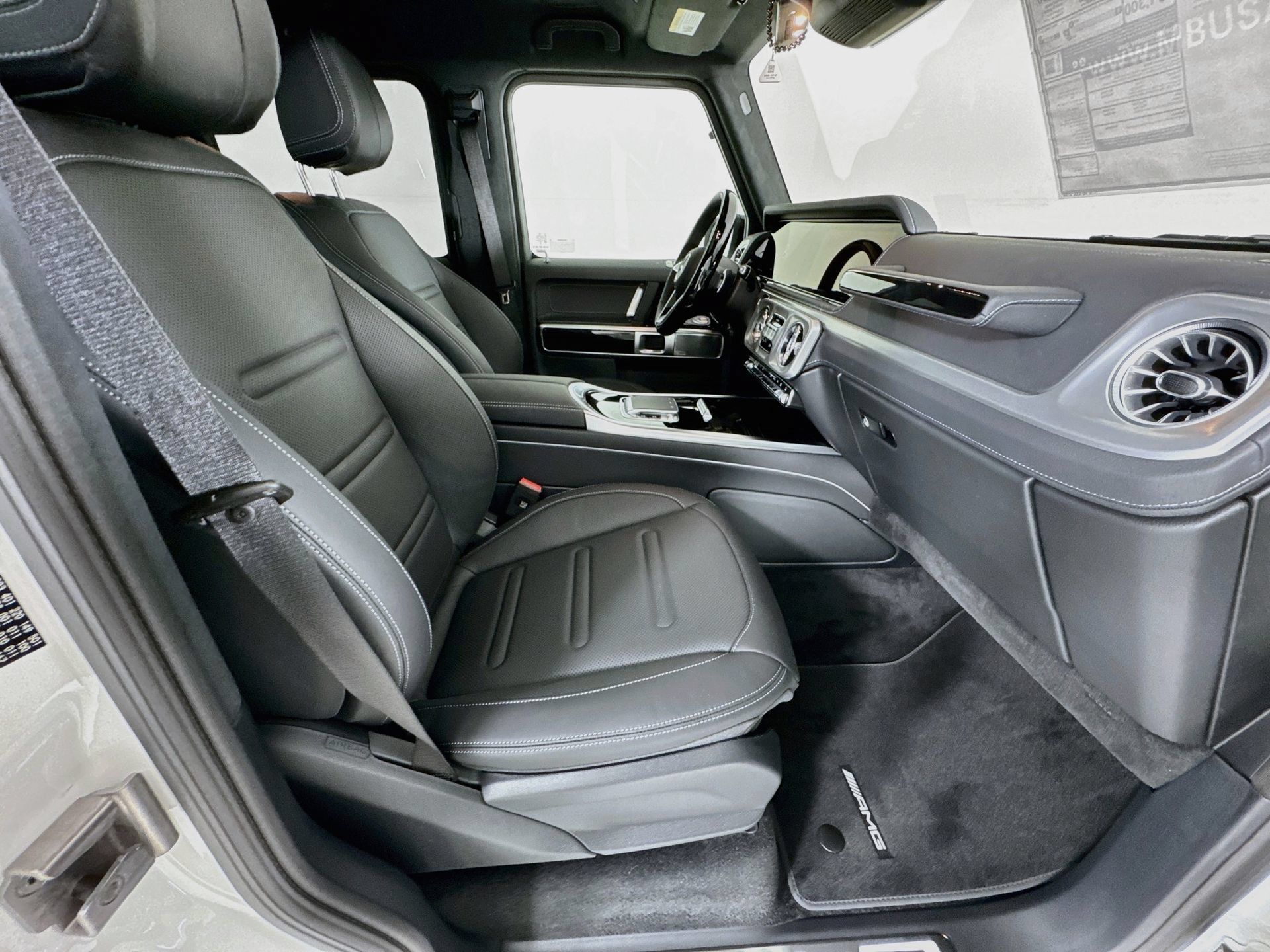 New 2027 Mercedes-Benz G 580 e image 31