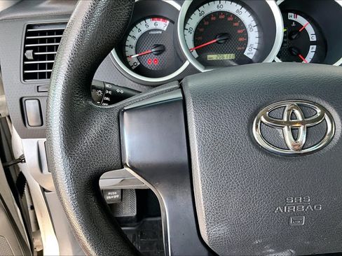Used 2013 Toyota Tacoma 2WD Regular Cab image 20