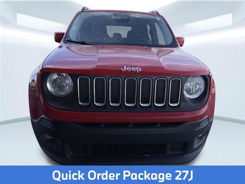 Used 2017 Jeep Renegade Latitude w/ Cold Weather Group AWD/4WD image 2
