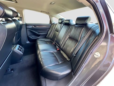 Used 2022 Honda Accord Touring image 25