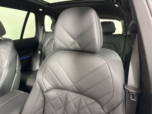 Used 2025 BMW X5 M60i w/ Climate Comfort Package AWD/4WD image 40