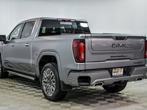 New 2026 GMC Sierra 1500 Denali Ultimate w/ LPO, Black Badging Package AWD/4WD image 4