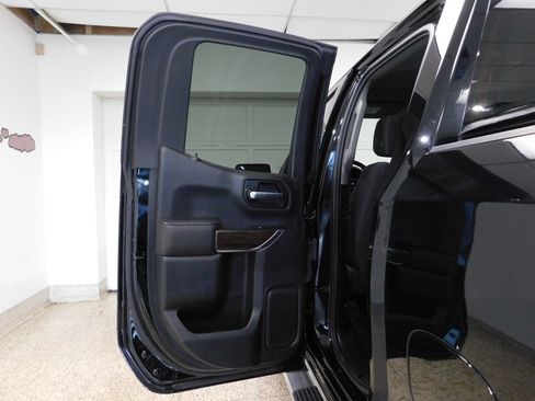 Used 2019 GMC Sierra 1500 SLE w/ SLE Value Package AWD/4WD image 57