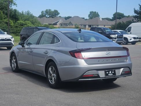 Used 2023 Hyundai Sonata SE FWD image 3