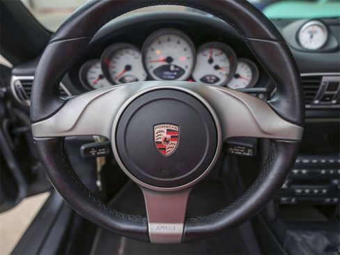 Used 2010 Porsche 911 Cabriolet image 20