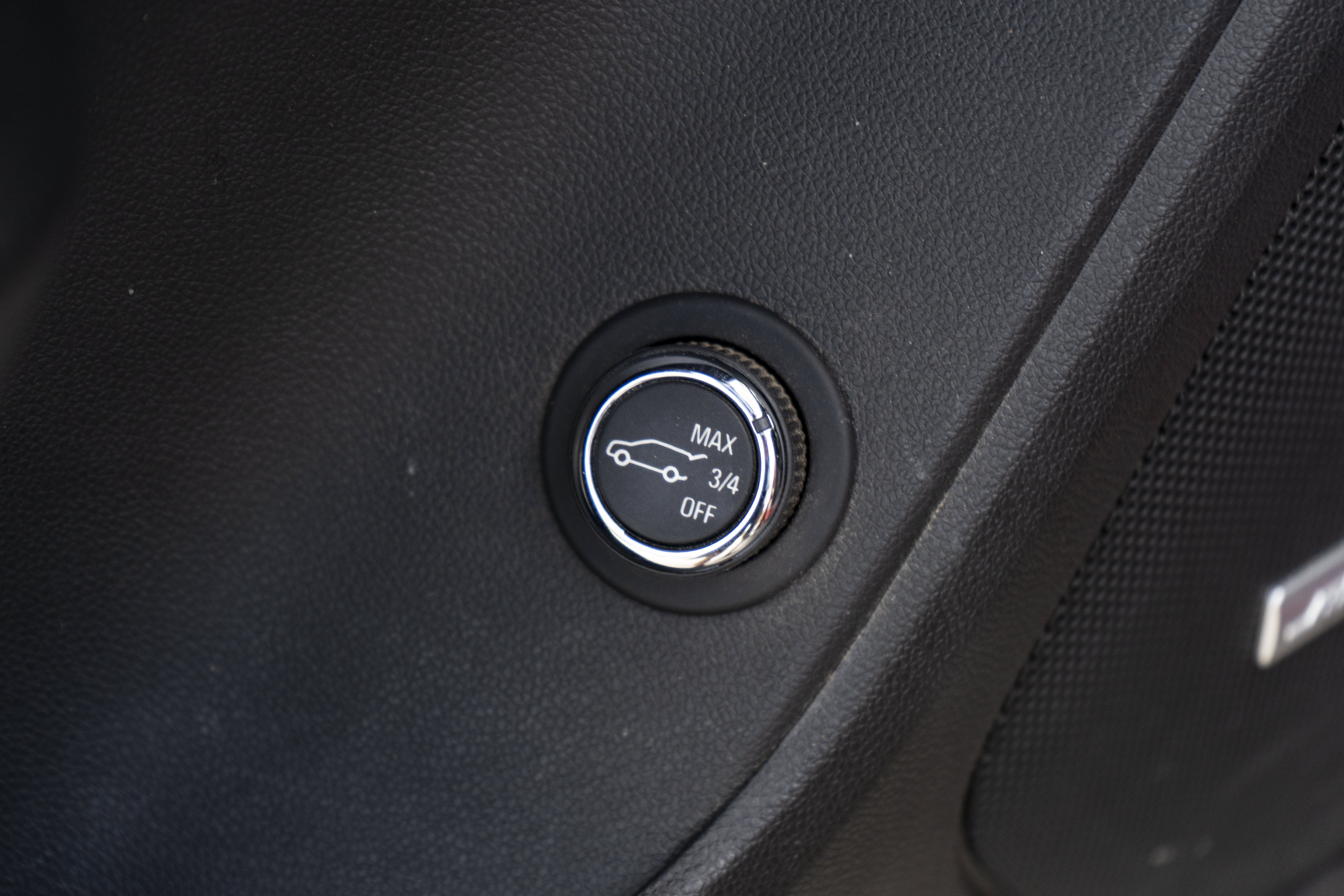 Used 2021 Chevrolet Blazer RS w/ Enhanced Convenience Package FWD image 38