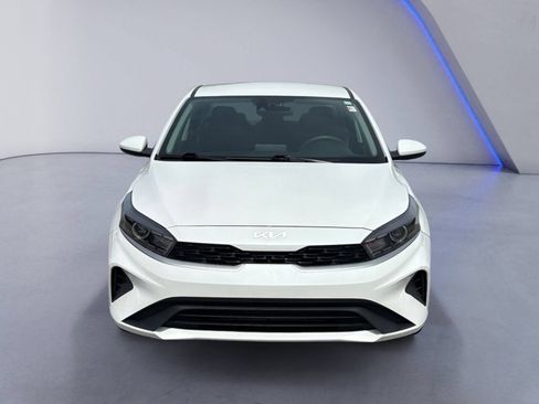 Used 2023 Kia Forte LXS FWD image 7