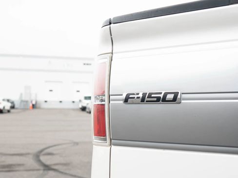 Used 2014 Ford F150 Platinum image 13