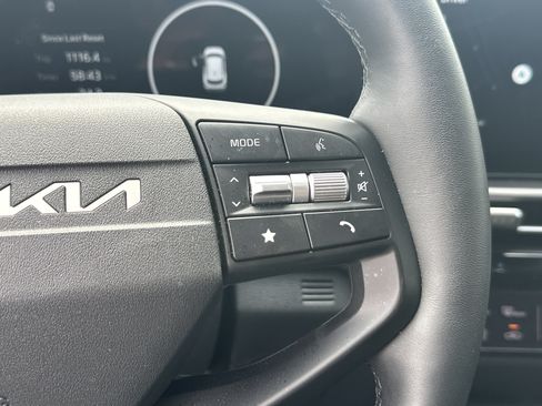 Used 2026 Kia Sportage SX FWD image 23