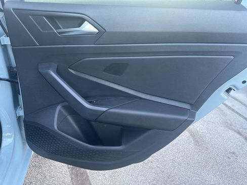 Used 2025 Volkswagen Jetta Sport FWD image 39