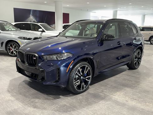 New 2026 BMW X5 M60i image 3