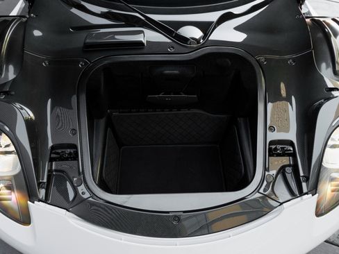 Used 2015 Porsche 918 Spyder image 51