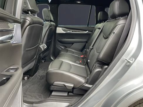 Used 2025 Cadillac XT6 Sport AWD/4WD image 13
