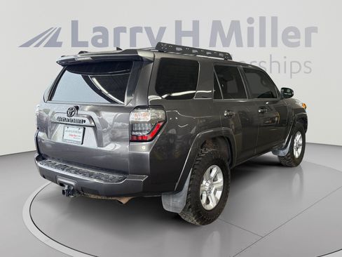 Used 2016 Toyota 4Runner SR5 Premium AWD/4WD image 5