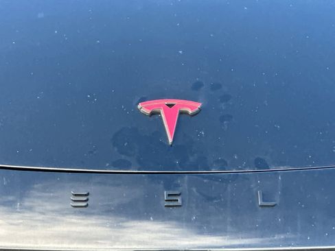 Used 2022 Tesla Model 3 Long Range image 10