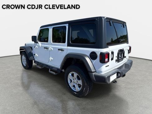 Used 2022 Jeep Wrangler Unlimited Sport AWD/4WD image 7