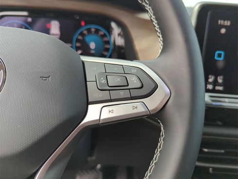 New 2026 Volkswagen Atlas SE image 39