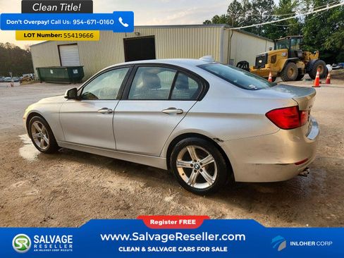 Used 2014 BMW 328i xDrive Sedan AWD/4WD image 3