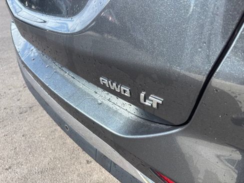 Used 2021 Chevrolet Equinox LT AWD/4WD image 17