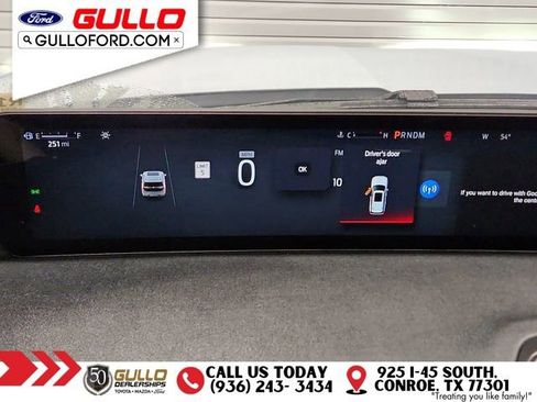 Used 2025 Ford Expedition Active image 24