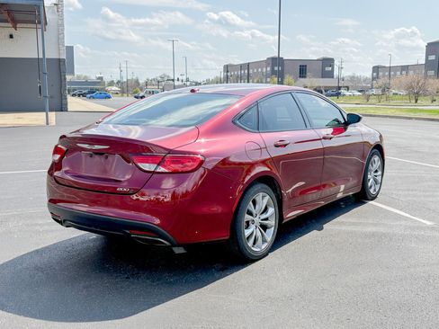 Used 2016 Chrysler 200 S FWD image 8