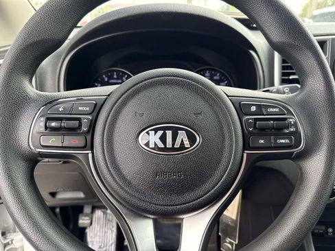Used 2019 Kia Sportage LX FWD image 28