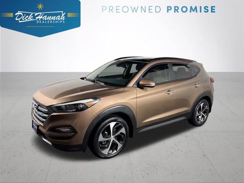 Used 2016 Hyundai Tucson Limited w/ Option Group 03 FWD image 1