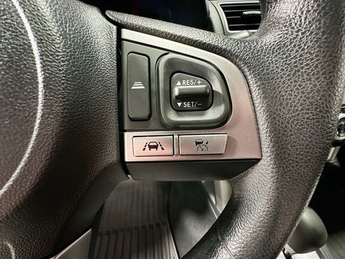 Used 2018 Subaru Forester 2.5i Premium AWD/4WD image 35