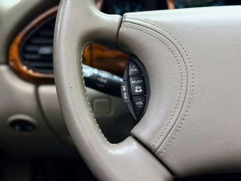 Used 1999 Jaguar XK8 Convertible image 17