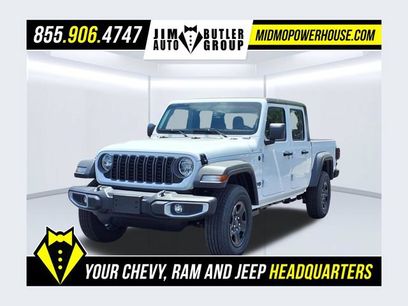 New 2026 Jeep Gladiator Sport