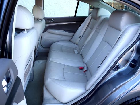 Used 2012 INFINITI G25 Journey image 21