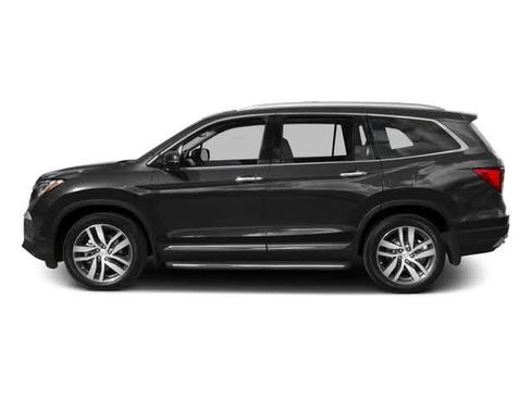 Used 2016 Honda Pilot Elite image 3