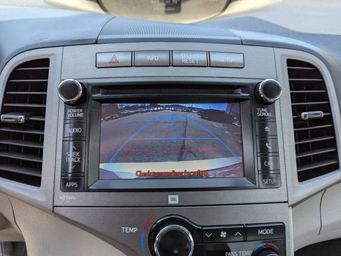 Used 2014 Toyota Venza XLE w/ XLE Premium Package AWD/4WD image 21