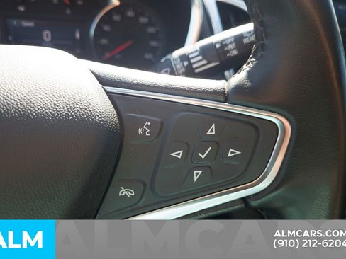 Used 2024 Chevrolet Equinox LT image 11