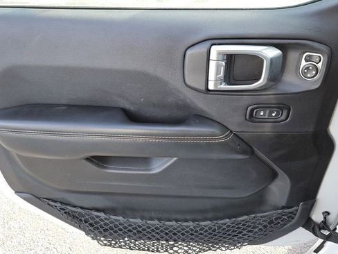 Used 2024 Jeep Wrangler Unlimited Sahara w/ Safety Group image 16