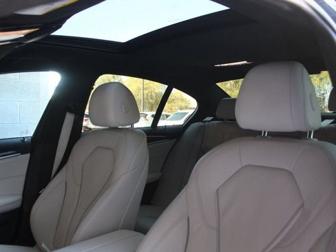 Used 2022 BMW 530i w/ M Sport Package RWD image 20