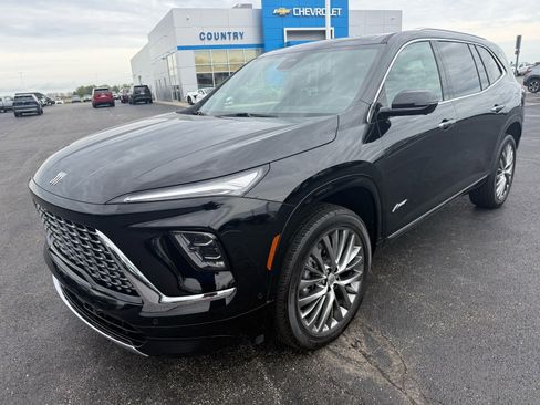 Used 2025 Buick Enclave Avenir w/ Super Cruise Package AWD/4WD image 9