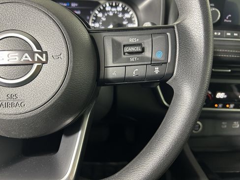 Certified 2023 Nissan Rogue SV image 17