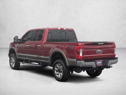 Used 2018 Ford F350 Lariat w/ Chrome Package image 8