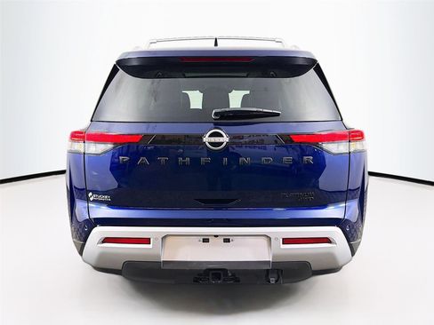 Used 2025 Nissan Pathfinder Platinum AWD/4WD image 6